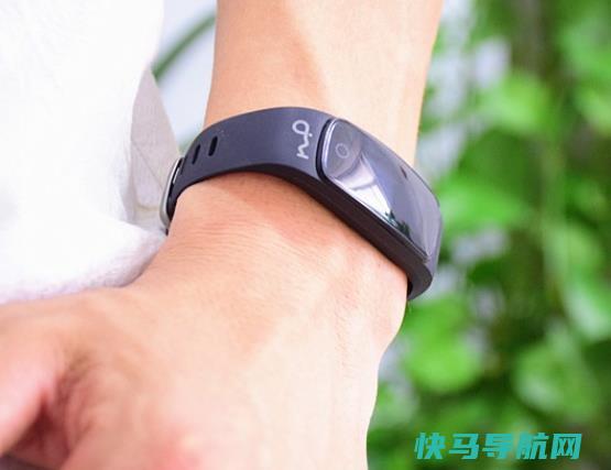 动哈手环怎么开机 充电激活24小时低耗医疗级动态心率算法